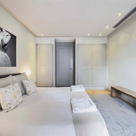 Spring Nebula Aparthotel Varna Exterior foto